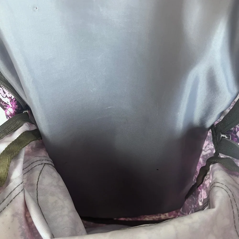 LL‎ Bean Deluxe Backpack Purple Lightweight School Travel Hiking College (trnk)